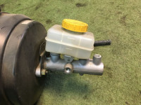 Cilindro-mestre do travão SUBARU LANCASTER OEM 26401FA020, 26402AE150 BHE 2001 EZ30