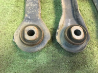 Brazos de suspensión traseros SUBARU LANCASTER OEM 20254AE010, 20250AE000, 20250AE020, 20250AE040 BHE BEE 2001 EZ30