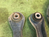 Brazos de suspensión traseros SUBARU LANCASTER OEM 20254AE010, 20250AE000, 20250AE020, 20250AE040 BHE BEE 2001 EZ30