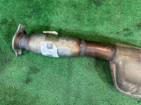 排气中段 SUBARU LANCASTER OEM 44200AE080 BHE 2001 EZ30