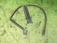 右ドアウェザーストリップ SUBARU LANCASTER OEM 63521AE020 BHE BH9 BH5 2001 Silver 1U2