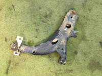 Right front control arm SUBARU LANCASTER OEM 20202AE000, 20201FC100 BHE BH9 2001 EZ30