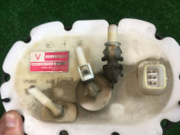 Бензонасос SUBARU LANCASTER OEM 42021AE000 BH9 BH5 BE5 BE9 2000 EJ254