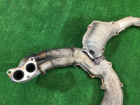 触媒 Коллектор SUBARU LANCASTER OEM 44109AE001, 44111AE051 BH9 2000 EJ254