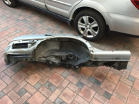 Guarda-lamas traseiro direito SUBARU LANCASTER OEM 51410AE160 BH9 BHE 2000 grey 9G9
