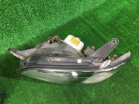 Фары ксенон SUBARU LANCASTER OEM 84001AE281 84001AE291 BH9 2000