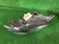 Фары ксенон SUBARU LANCASTER OEM 84001AE281 84001AE291 BH9 2000