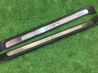 スカッフプレート SUBARU OUTBACK OEM 94060AG070, 94060AG080 BPE BP9 BP5 2004 Silver 39D