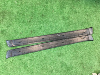 スカッフプレート SUBARU OUTBACK OEM 94060AG070, 94060AG080 BPE BP9 BP5 2004 Silver 39D