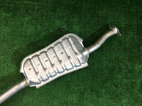 中間マフラー SUBARU OUTBACK OEM 44200AG050 BPE BLE 2004 EZ30
