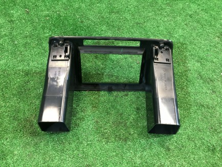 Moldura do ecrã SUBARU OUTBACK OEM 66060AG060 BPE BP9 BP5 2004 Silver 39D