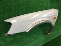 Aleta delantera izquierda SUBARU LANCASTER OEM 57120AE031, 91111AE010MF BHE BH9 2000 beige 8L5