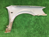 Aleta delantera izquierda SUBARU LANCASTER OEM 57120AE031, 91111AE010MF BHE BH9 2000 beige 8L5