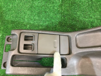 ที่วางแก้ว SUBARU LANCASTER OEM 92132AE000DG, 66150AE020DG BHE BH9 2000 beige 8L5