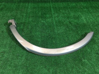 右轮眉 SUBARU LANCASTER OEM 91111AE020MF BHE BH9 2000 beige 8L5