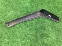 Soporte izquierdo del parachoques delantero SUBARU GRAND WAGON OEM 57714AC011 BG9 1996 green 5V5