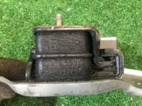 右发动机支座 SUBARU GRAND WAGON OEM 41022FA000 BG9 1996 EJ25DD