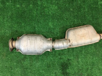 Centre exhaust section SUBARU GRAND WAGON OEM 44200AC100 BG9 1996 EJ25DD