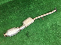 Centre exhaust section 44200AC100 SUBARU GRAND WAGON