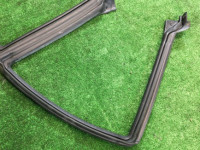 右ドアウェザーストリップ SUBARU GRAND WAGON OEM 62710AC100 BG9 BG5 1996 green 5V5