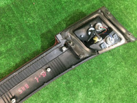 Вставка между стопов Blitzen SUBARU LEGACY OEM 84251AE000 BH5 2000