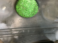 Tapa de distribución central SUBARU LEGACY OEM 13570AA044 BG5 1997 EJ20R