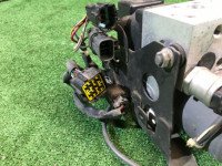 กล่อง ABS VDC SUBARU LANCASTER OEM 27539AE001 BHE BEE 2001 EZ30