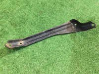 Soporte izquierdo del parachoques delantero 57707AE240 SUBARU LANCASTER