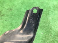 右フロントバンパーステー SUBARU LANCASTER OEM 57707AE230 BHE 2001 green 1F8 1U7 1U6
