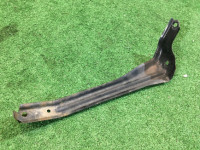 右フロントバンパーステー SUBARU LANCASTER OEM 57707AE230 BHE 2001 green 1F8 1U7 1U6