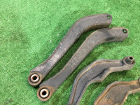 リアアーム SUBARU LANCASTER OEM 20250AE000, 20250AE020, 20250AE040, 20250AE010 BHE BH9 BH5 2001 EZ30