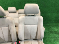 Conjunto de bancos SUBARU LANCASTER OEM 64010AE700GE, 64010AE710GE, 64221AE130GE, 64231AE130GE BHE BH9 2001 green 1F8 1U7 1U6