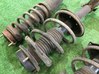 ストラット SUBARU LANCASTER OEM 20310AE350, 20310AE340, 20330AE410, 20365AE130, 20380AE320 BHE 2001 EZ30