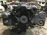 Двигатель SUBARU LANCASTER OEM 10100BA530 BH9 1998 EJ25