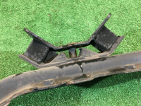 ミッションメンバー SUBARU LANCASTER OEM 41011AE010, 41022AE120 BH9 1998 EJ25