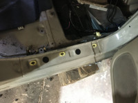 Крыло заднее правое SUBARU LANCASTER OEM 51410AE160 BH9 BHE 1998 Beige 8L5
