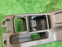 Подстаканник SUBARU LANCASTER OEM 66150AE020DG, 92132AE000DG BH9 BHE BH5 1998 Beige 8L5
