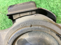 Soporte del motor izquierdo SUBARU LANCASTER OEM 41022AE030 BH9 1998 EJ25