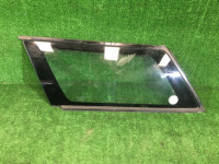 Cristal trasero izquierdo 65210AE010NB SUBARU LANCASTER