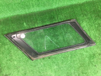 右リアクォーターガラス SUBARU LANCASTER OEM 65210AE000NB BH9 BHE BH5 1998