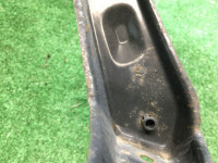 Soporte derecho del parachoques delantero SUBARU LEGACY OEM 57714AC040 BG5 1997 silver 406