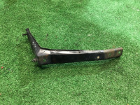 Soporte derecho del parachoques delantero SUBARU LEGACY OEM 57714AC040 BG5 1997 silver 406