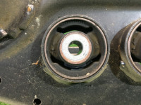 Travesaño trasero SUBARU LEGACY B4 OEM 20152AE000 BE5 BH5 BH9 BE9 BHE 1999 EJ206