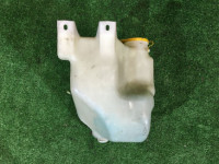 กระปุกน้ำฉีดกระจก SUBARU LEGACY B4 OEM 86610AE010 BE5 BH5 BH9 BE9 1999 EJ206