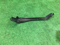 右前保险杠支架 SUBARU LEGACY B4 OEM 57707AE120 BE5 BH5 1999 black 88H