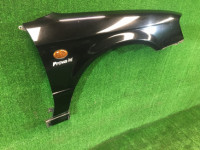 Aleta delantera derecha SUBARU LEGACY B4 OEM 57120AE000, 57120AE001, 57129AE000 BE5 BE9 BEE 1999 black 88H