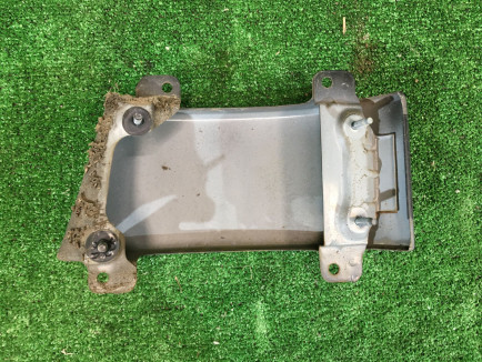 左テールランプ下ガーニッシュ SUBARU LEGACY B4 OEM 51473AE011 BE5 BE9 BEE 1999 black 88H