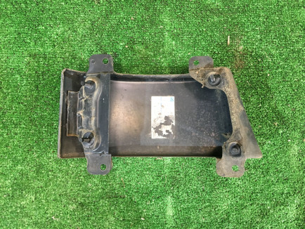 右テールランプ下ガーニッシュ SUBARU LEGACY B4 OEM 51473AE001 BE5 BE9 BEE 1999 black 88H