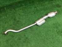 ท่อไอเสียท่อนกลาง SUBARU LEGACY B4 OEM 44200AE050 BE9 BH9 2001 EJ254