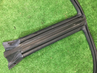 Right door seal SUBARU LEGACY B4 OEM 63521AE000 BE9 2001 Silver 01G